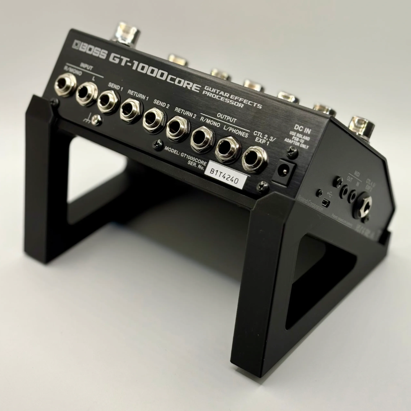 Boss GT-1000 Core Desktop Wedge Stand